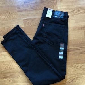 Levi’s jeans, slim fit with taper